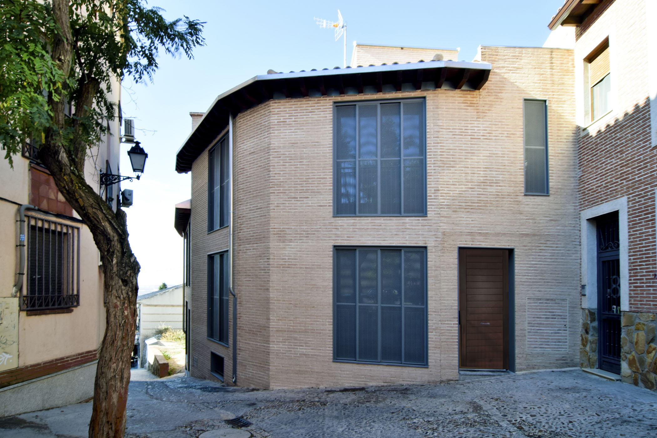 Promoción de 3 viviendas. Cava Baja.Toledo