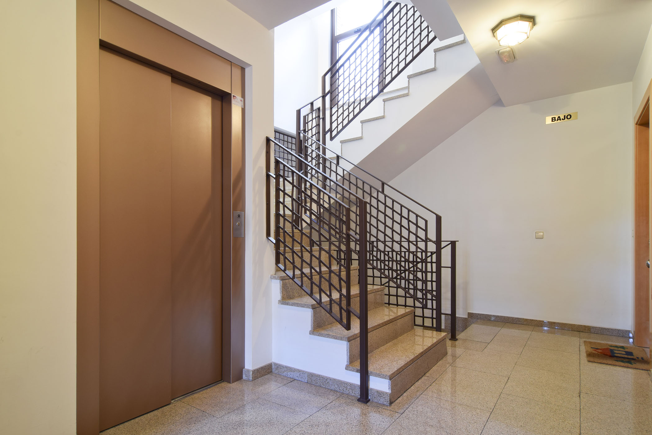 Promoción de 6 viviendas.Corralillo de San Miguel.Toledo