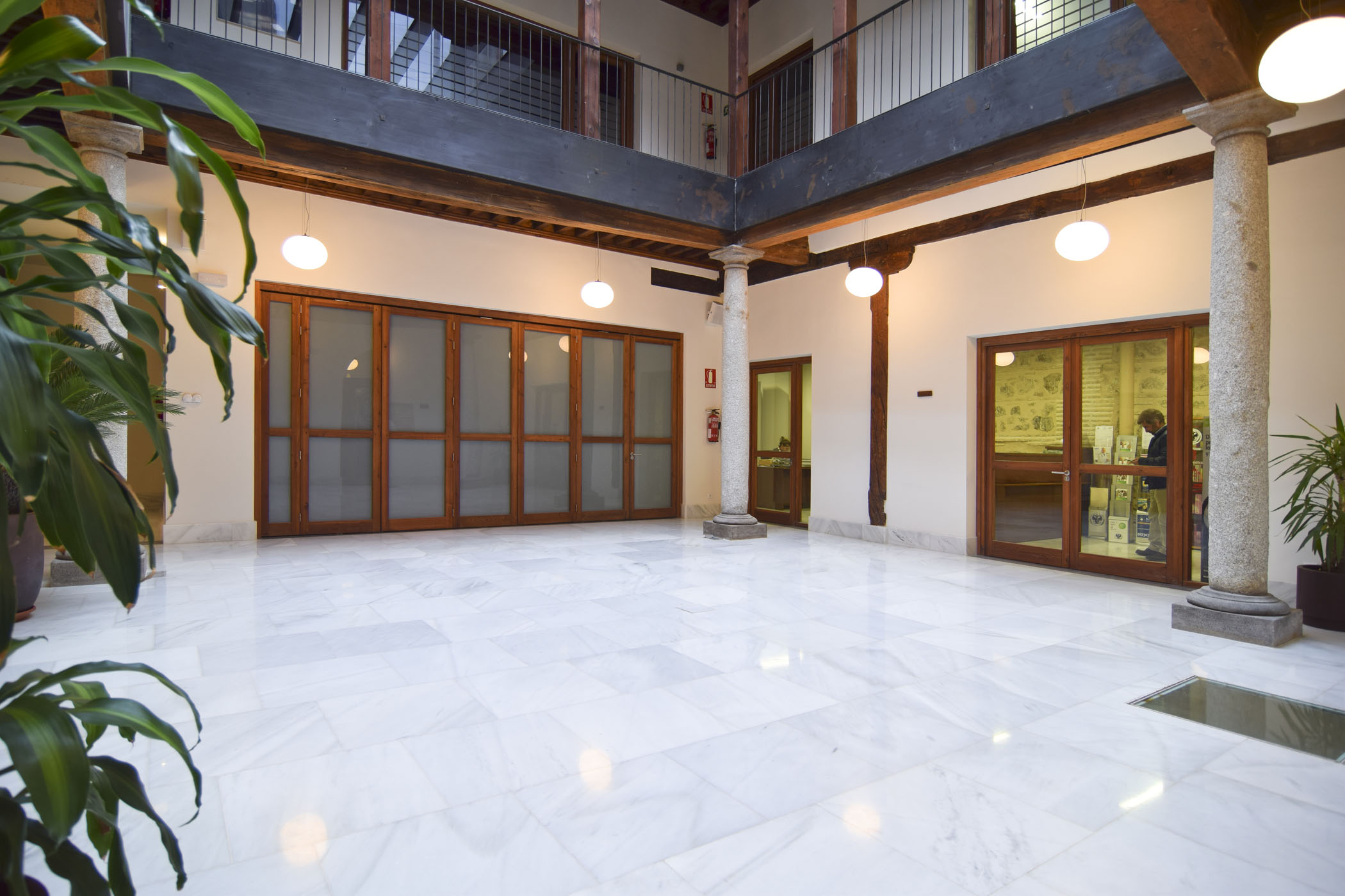 Rehabilitación sede Colegio Oficial de Médicos.Toledo