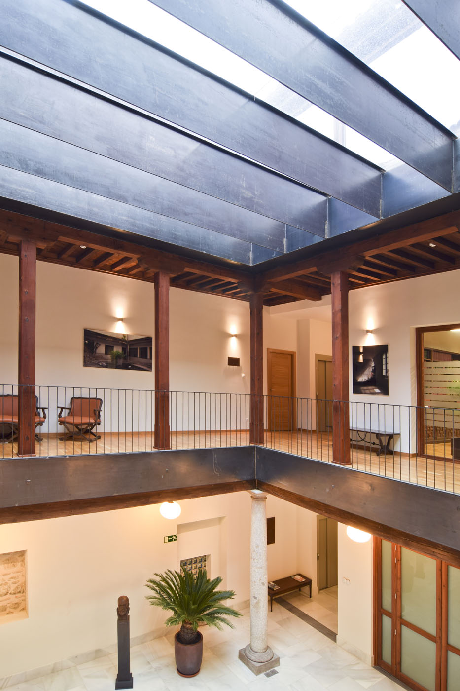 Rehabilitación sede Colegio Oficial de Médicos.Toledo